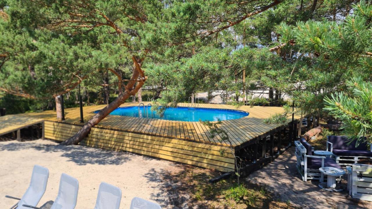 Sub Hel. Budzetowe Pokoje W Domu Z Basenem. Wokol Domu Tylko Natura. Balkon Zbyteczny. Екстер'єр фото